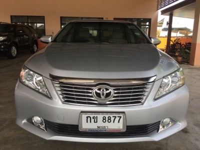 2013 Toyota Camry 2000 - auto