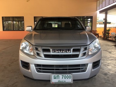 2014 Isuzu D-max 2500 - mt