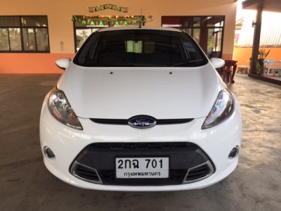 2013 Ford Fiesta 1500 - auto