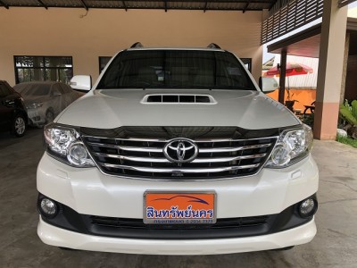 2012 Toyota Fortuner 3000 - auto