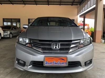 2013 Honda City 1500 - auto