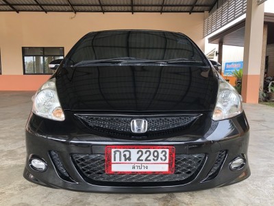 2008 Honda ่Jazz 1500 - mt