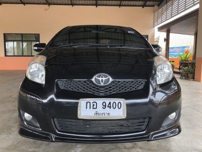 2011 Toyota Yaris 1500 - auto