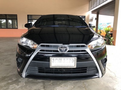 2013 Toyota Yaris 1200 - auto
