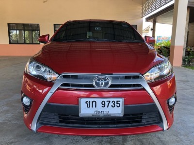 2015 Toyota Yaris 1200 - auto