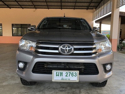 2016 Toyota Revo 2400 - mt