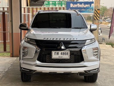 2020 Mitsubishi Pajero 2400 - auto