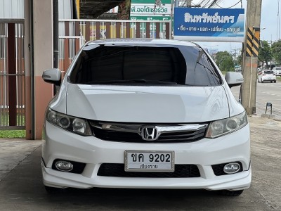 2013 Honda Civic 1800 - auto