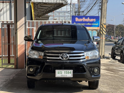 2016 Toyota Revo 2400 - mt