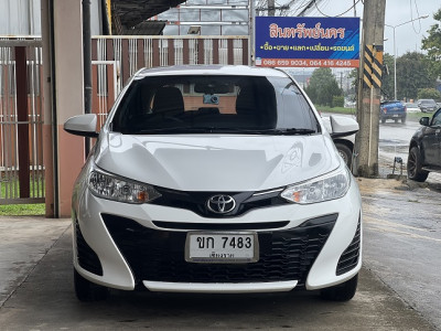 2020 Toyota Yaris 1200 - auto