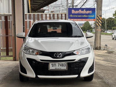 2020 Toyota Yaris 1200 - auto